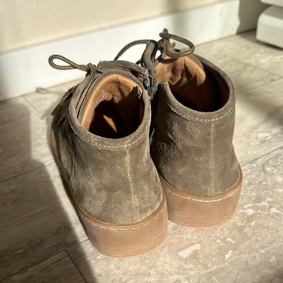 Comfortiva Olive Suede Chukka Boots - Picture 6 of 6